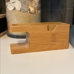 Other - Bamboo Charging Station for Apple Watch and iPhone Other - Bamboo Charging Station for Apple Watch and iPhone